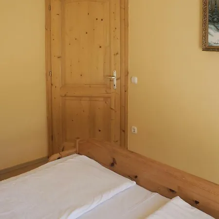 公寓 Two Bedroom In *